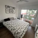 Beach Apartment Alicante شقة